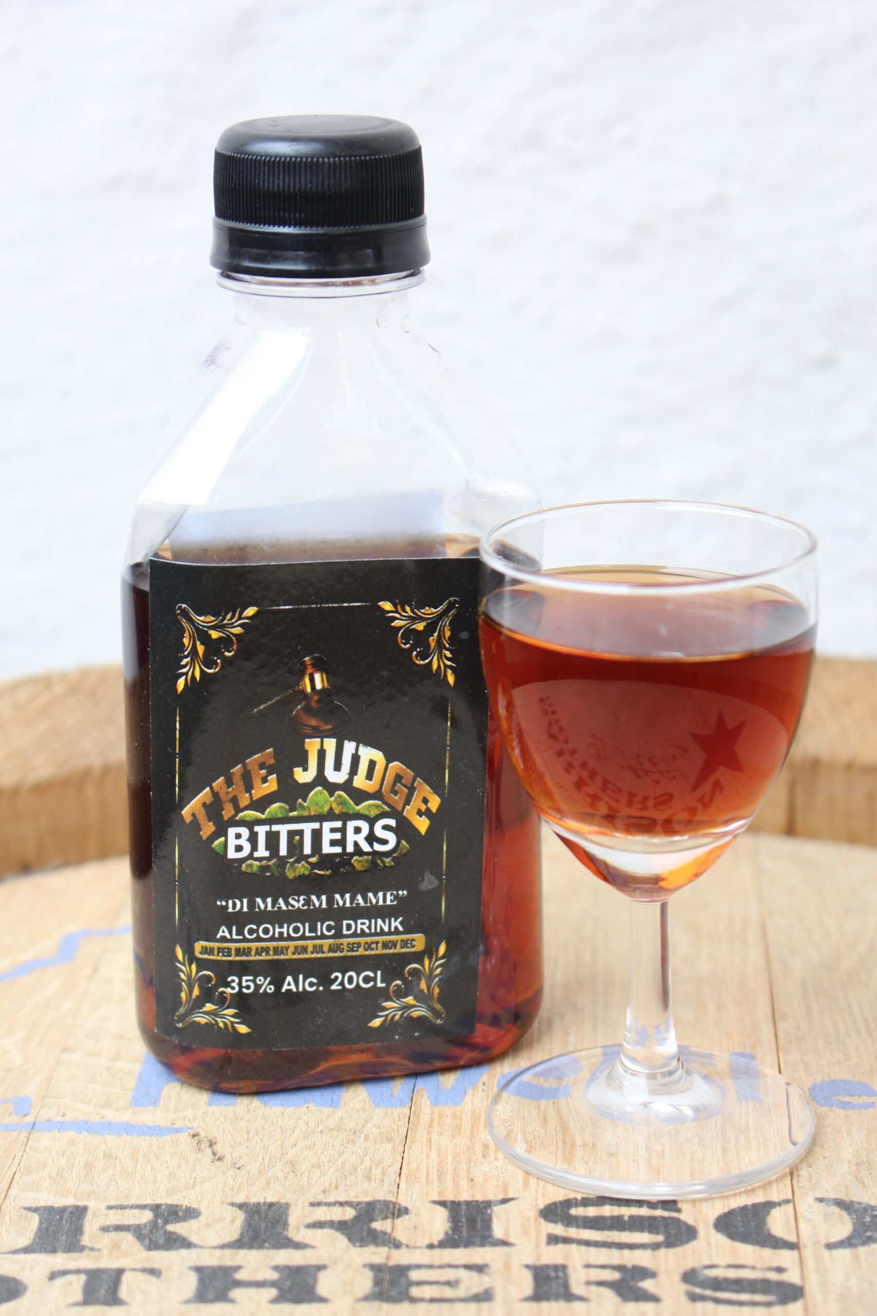 NEU BEI UNS IM SHOP – The Judge Bitters!!!